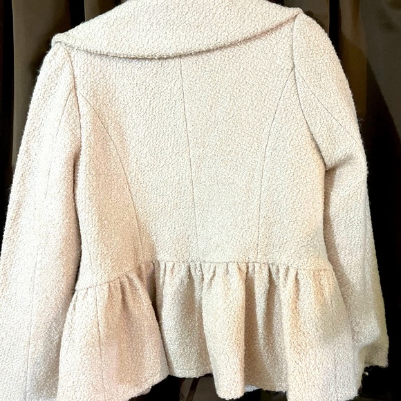 Ladies Ryu Boucle wool blend coat Anthropologie, Size M, Beige,nice snap front - Picture 5 of 5